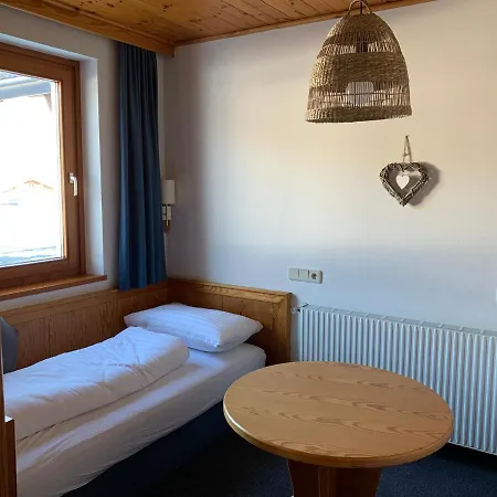 Panoramaalm - In - Out Апартаменти