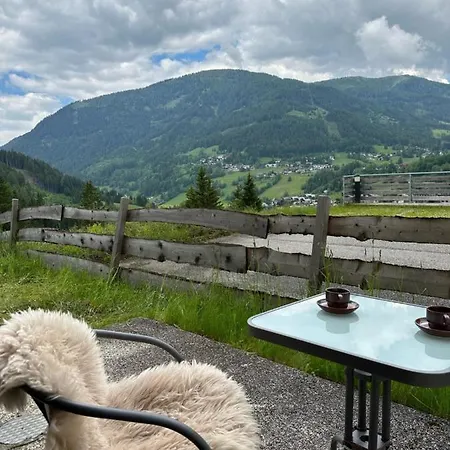 Panoramaalm - In - Out Апартаменти *